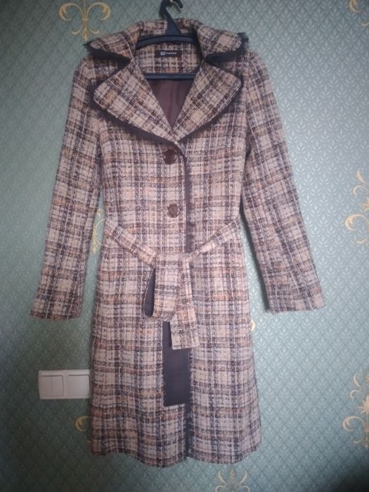Пальто жіноче демісезоне