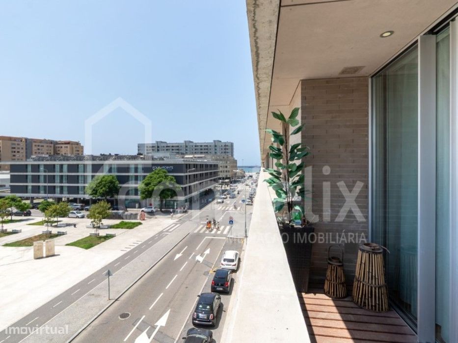 Apartamento T2 moderno junto à praia de Matosinhos Sul