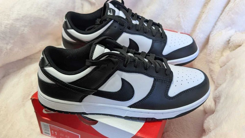 Nike Dunk Low Retro White Black Panda r.43