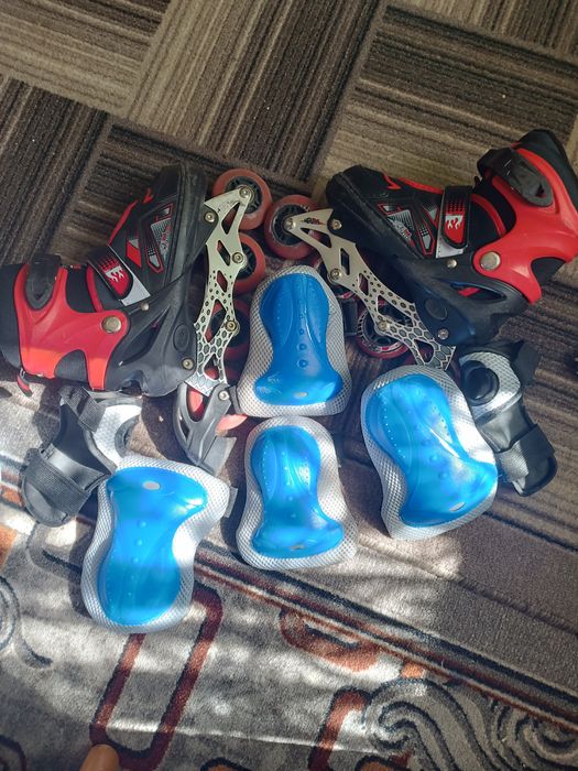 Роликові ковзани