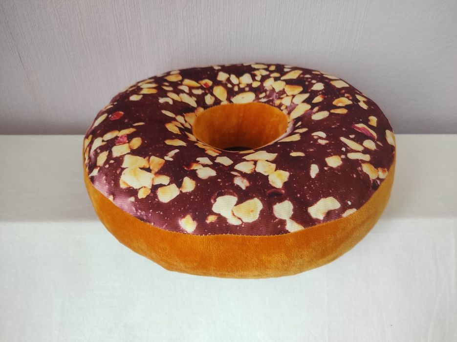 Мягкая игрушка пончик большой