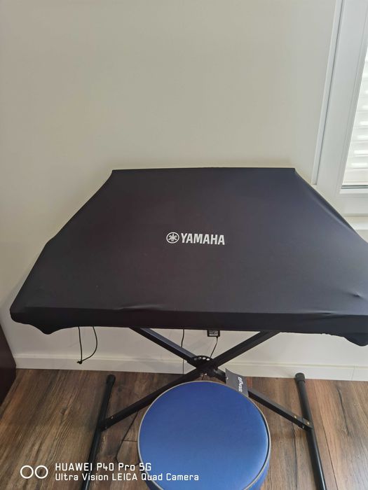 Teclado yamaha pouco usado