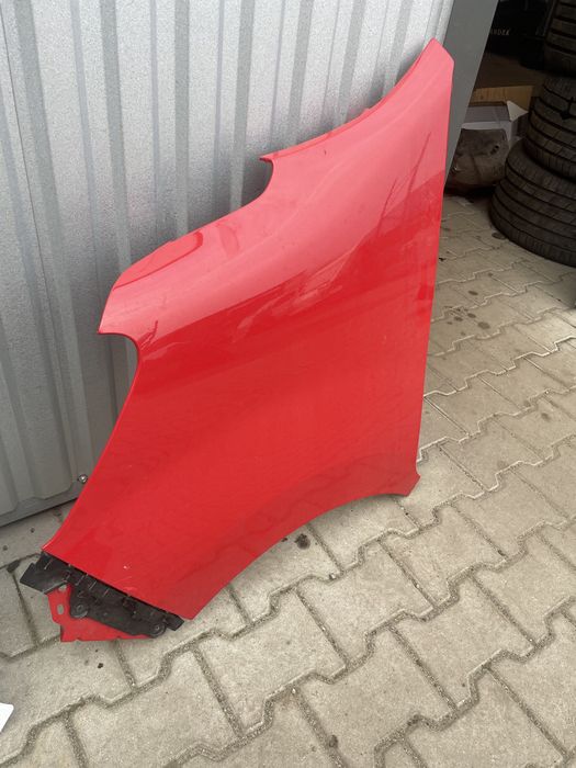 Blotnik lewy przód przedni bialy czerwony Master IV 19-