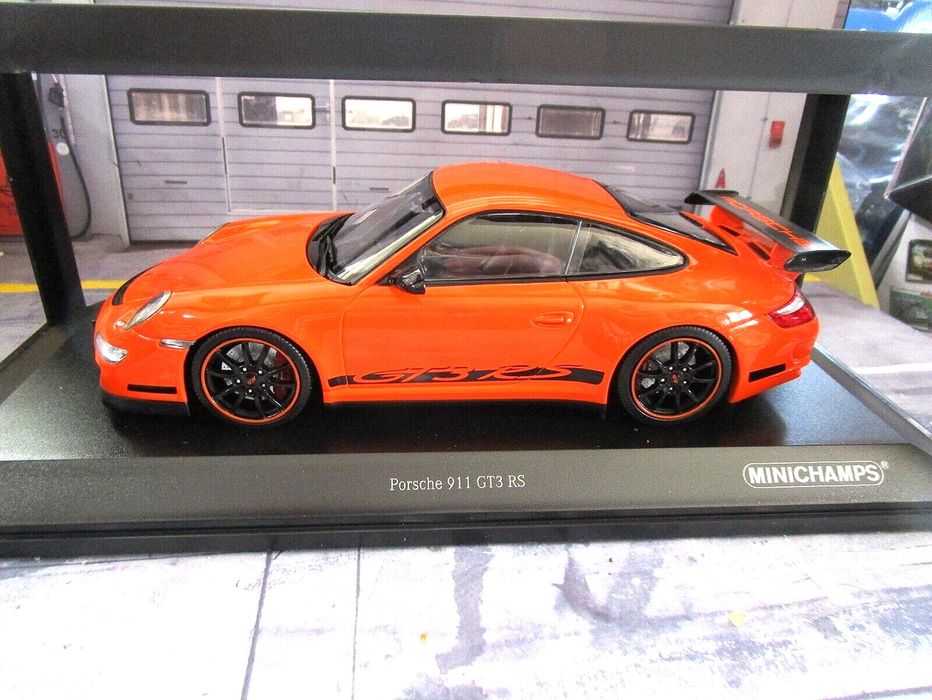 Minichamps 1:18 porsche 911 (997) GT3 RS ano 2007