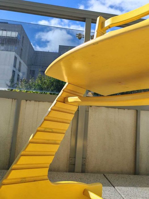 Dębowe krzesełko rosnące dla dziecka | Żółte, ergonomiczne