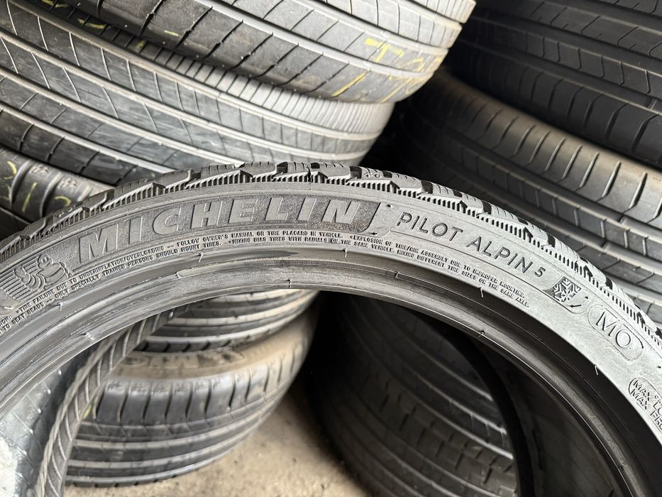 275/35 R19 Michelin Pilot Alpin 5 2шт. 2022