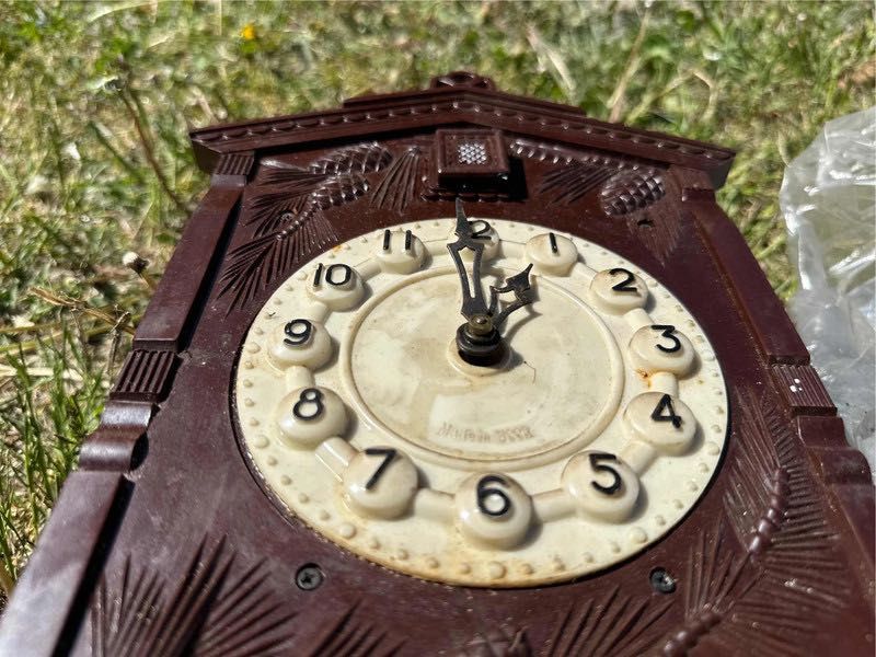 Zegar ścienny Majak z kukułką CCCP antyk mechanizm wagowy do renowacji