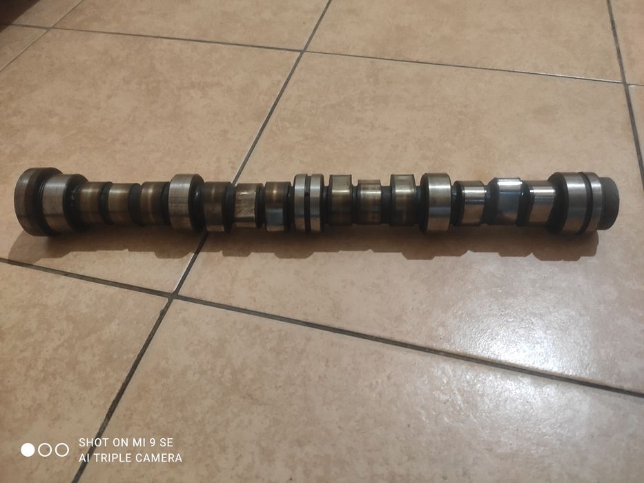 Розпредвал Nissan Sunny 1.4 12v GA14S