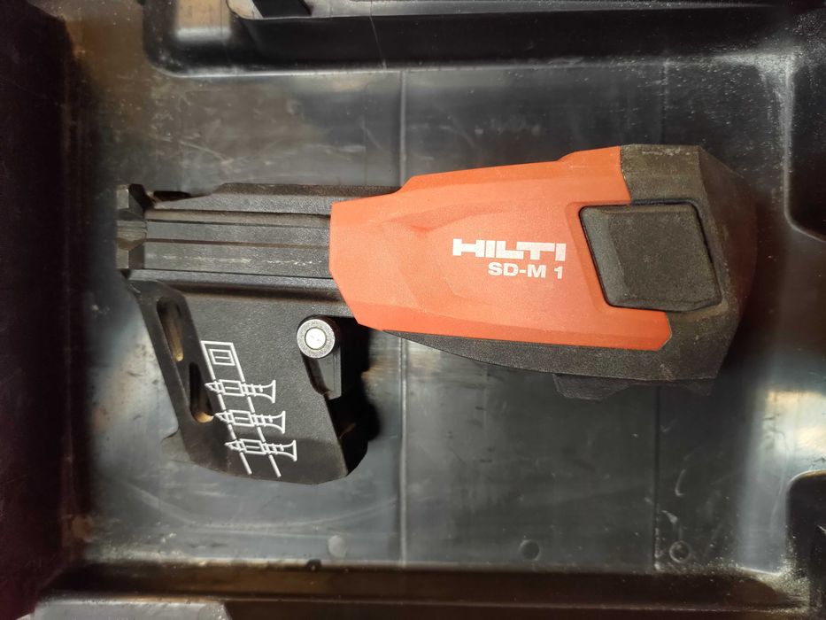akumulatorowa wkrętarka do płyt G-K Hilti SD 5000-A22 magazynek SD-M 1