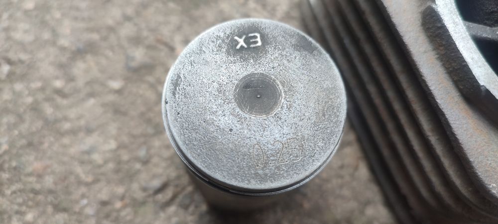 Цилиндр и поршень 50куб Honda Dio