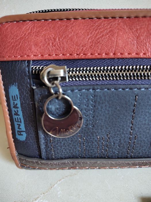 Nowy portfel Anekke Contemporary