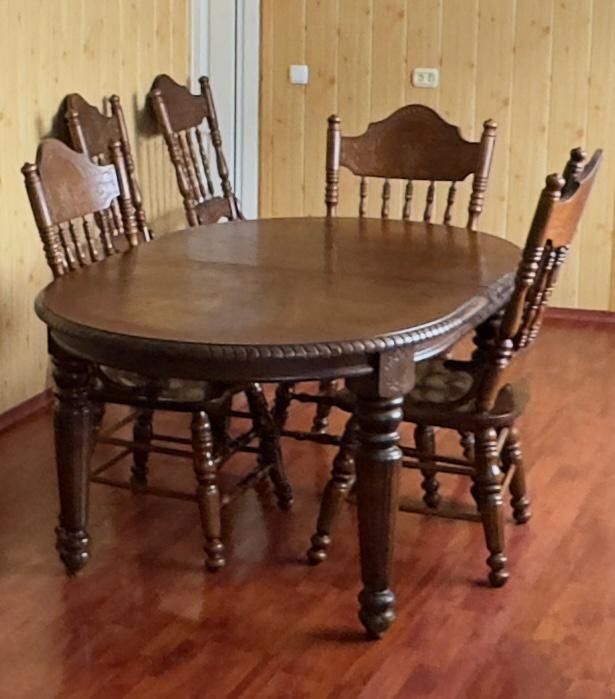 Продам великий стіл з дуба