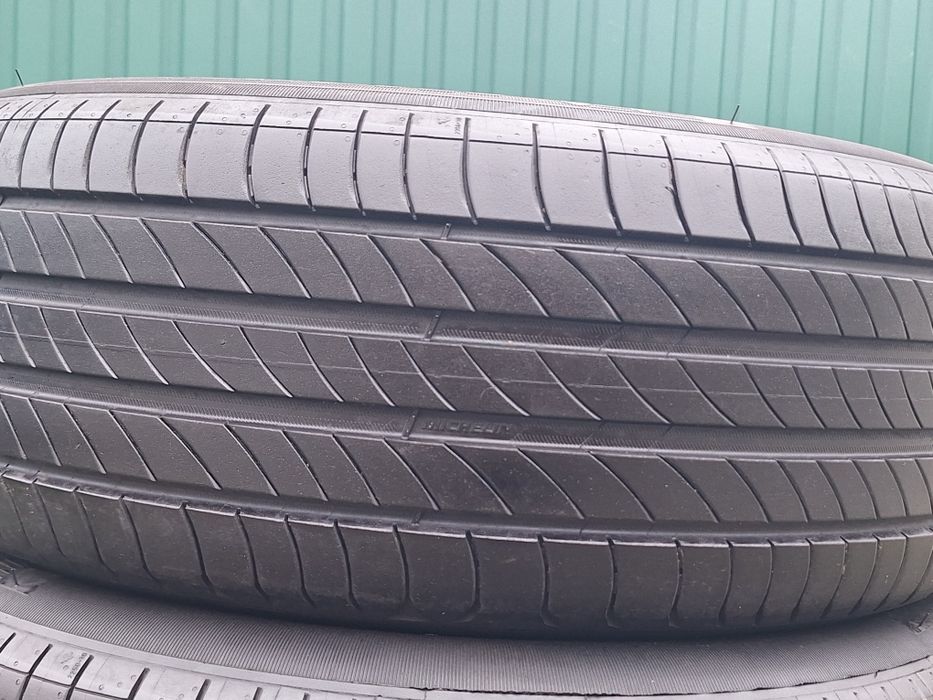 Літній MICHELIN 215 60 R17