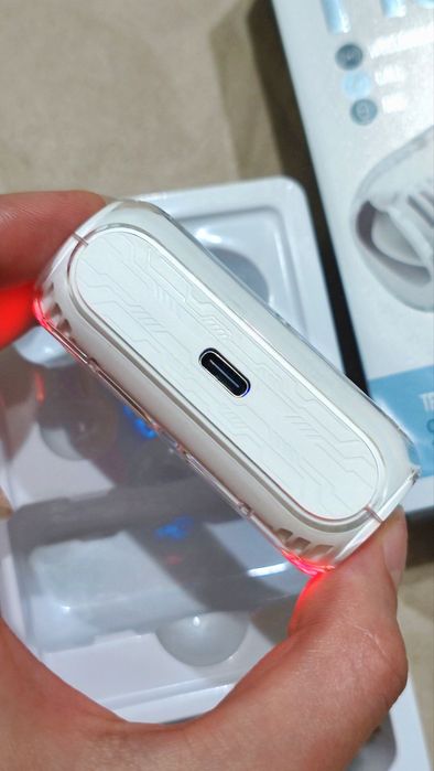 Навушники беспроводні білі type-C наушники белые