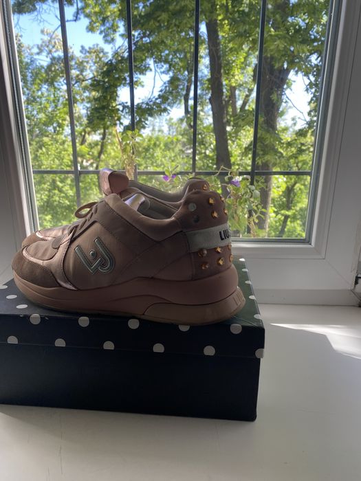 Італійске взуття. . LIU JO. Красівки. Шкіряні