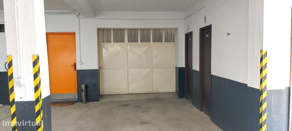 Judicial Sale of a 62 m² Warehouse in Vila das Aves