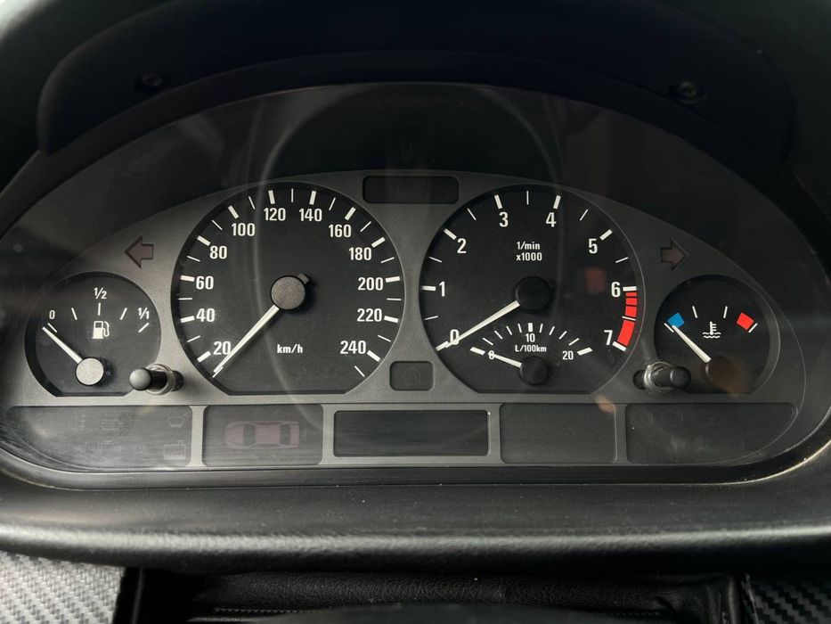 BMW E46 320i М54 2.2