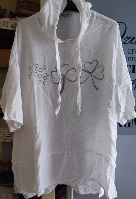Bluzka damska z kapturem -M/L