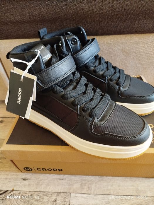 Кроссовки мужские