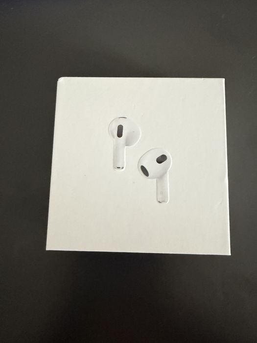 навушники AirPods 3