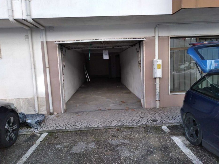 Garagem para arrendamento