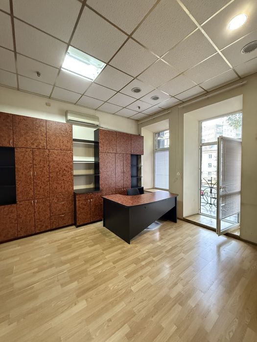 Оренда 200 грн /м2 офіс в Центрі ( Челбскіна , Короленко , Леніна)