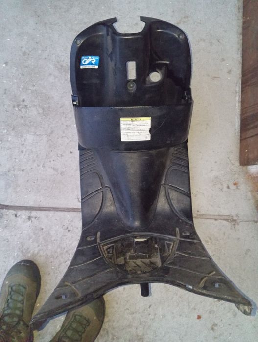 Продам на розбір скутер Suzuki let's 2old