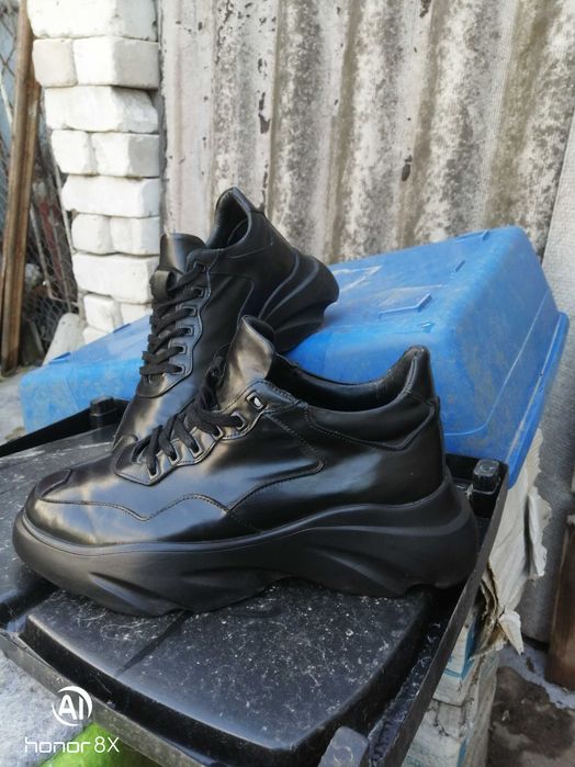 Кроссовки мужские 41