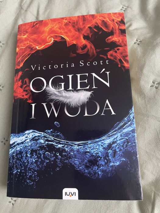 Ogień i woda Victoria Scott