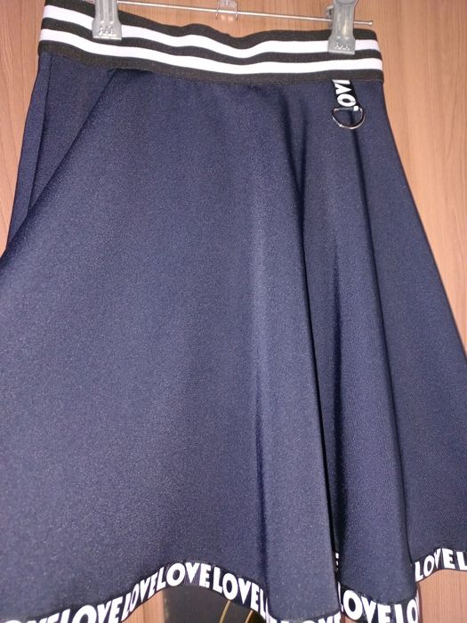 Шкільна спідничка