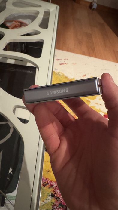 Samsung galaxy z flip 6 azul como novo