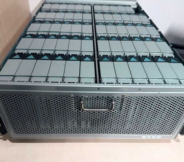 Система зберігання даних HGST 4U60 Storage Enclosure JBOD
