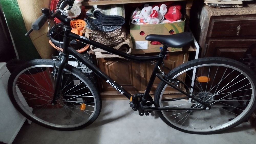 Bicicleta totalmente nova