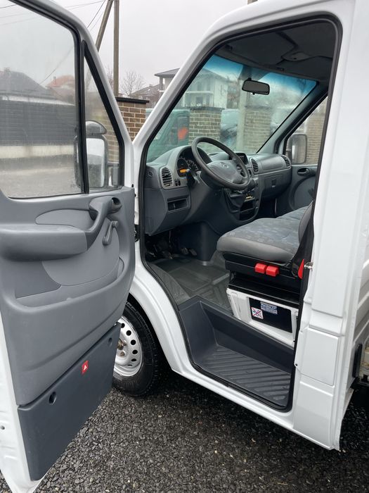 Свіжопригнаний Mercedes Sprinter
