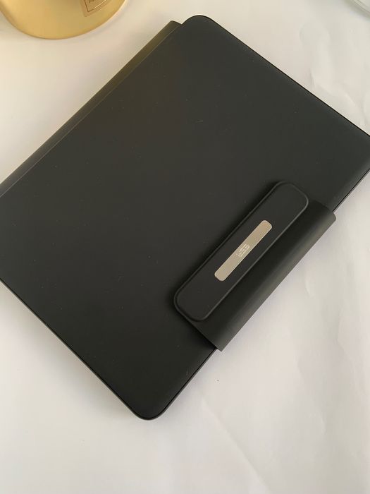 Чохол-клавіатура ESR Rebound Magnetic Keyboard Case для iPad Air 11" M3/M2/10.9" / Pro 11" M1/M2
