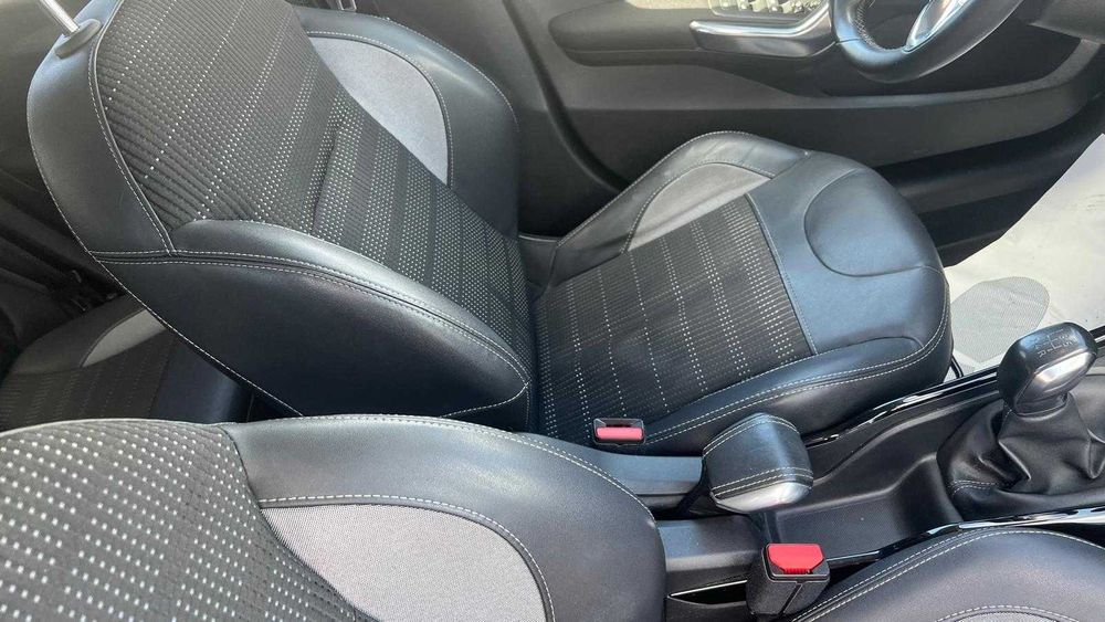 Peugeot 2008 1.2 PureTech (2016) – Com garantia