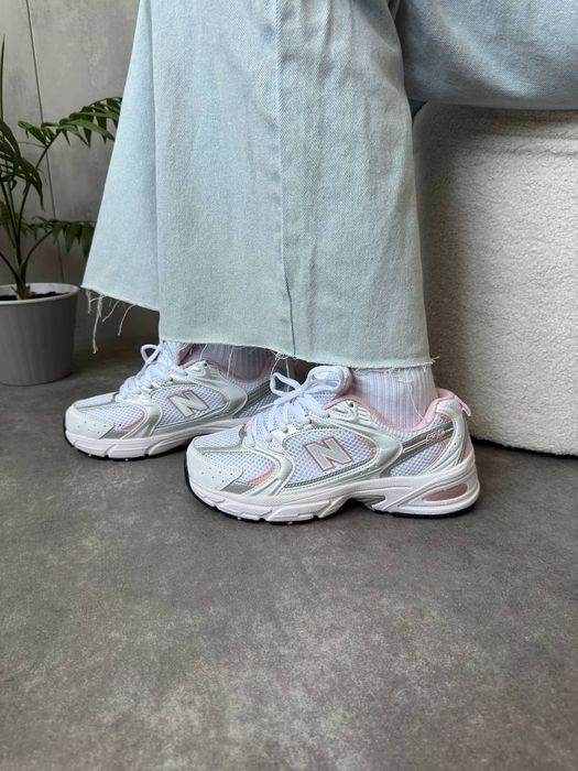 New Balance 530 Silver Pink жіночі кросівки ню беланс 530 рожеві