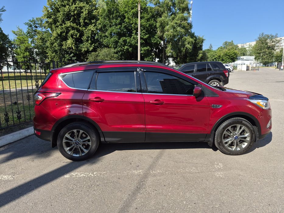 Продам Ford Escape-Kuga