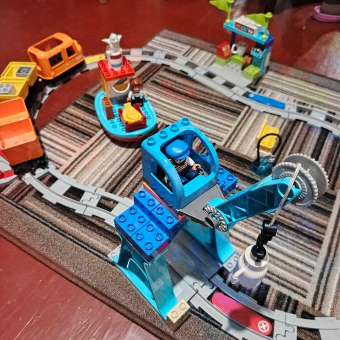 Конструктор LEGO DUPLO Вантажний потяг (10875)
