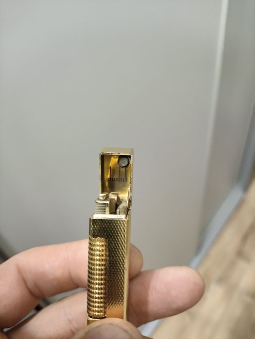 Zapalniczka Alfred Dunhill Rollagas