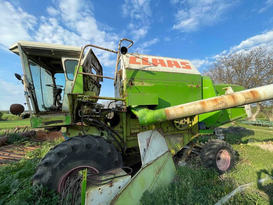 Комбайн Clas Dominator 106