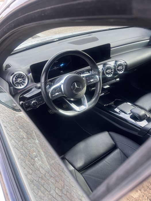 Mercedes-Benz A180 d AMG