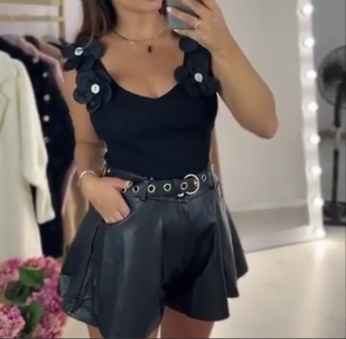 Body z kwiatami Premium cyrkonie