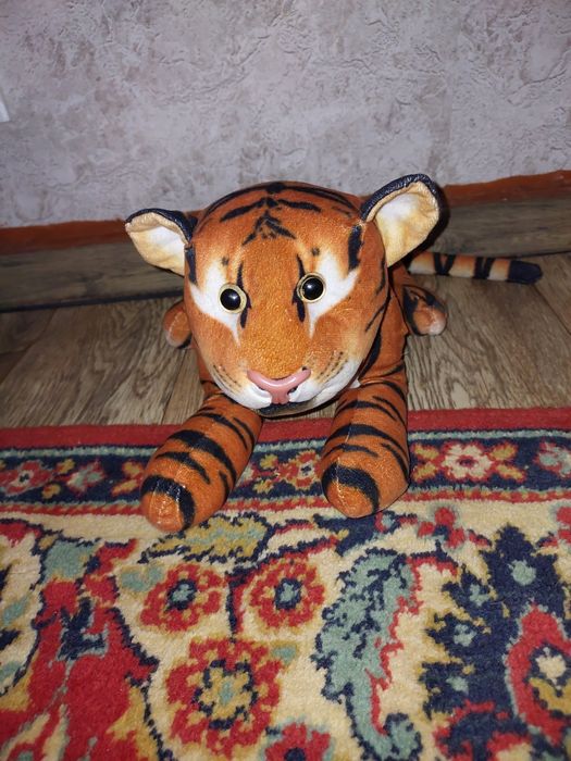 Іграшка м'яка тигр
