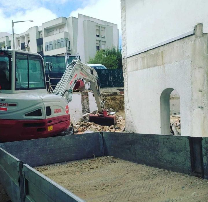 Trabalhos com Maquinas e Recolha do material apartir de 250€