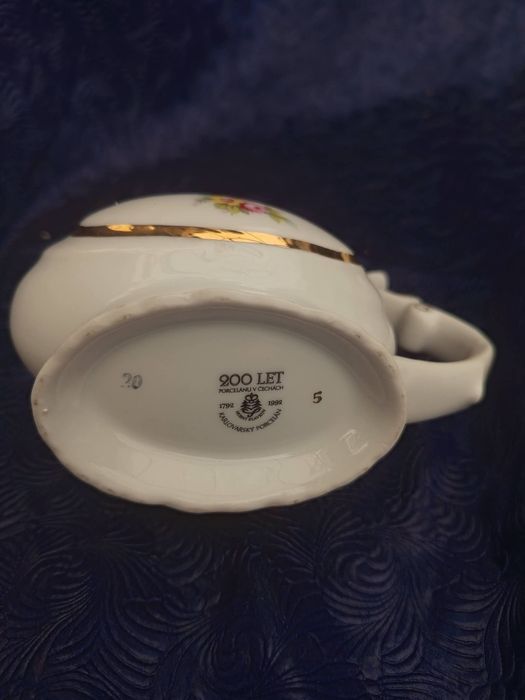 Pijałka uzdrowiskowa porcelanowa