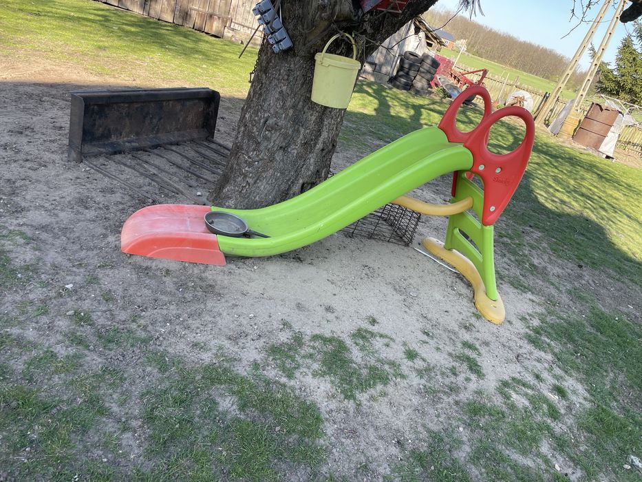 Zjeżdżalnia  dla dzieci