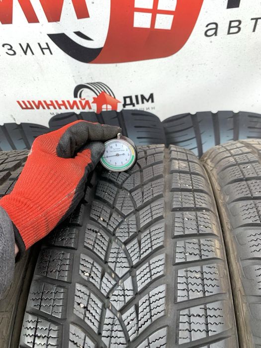 Шини 215/60 R 17 Goodyear 7,5-8мм зима