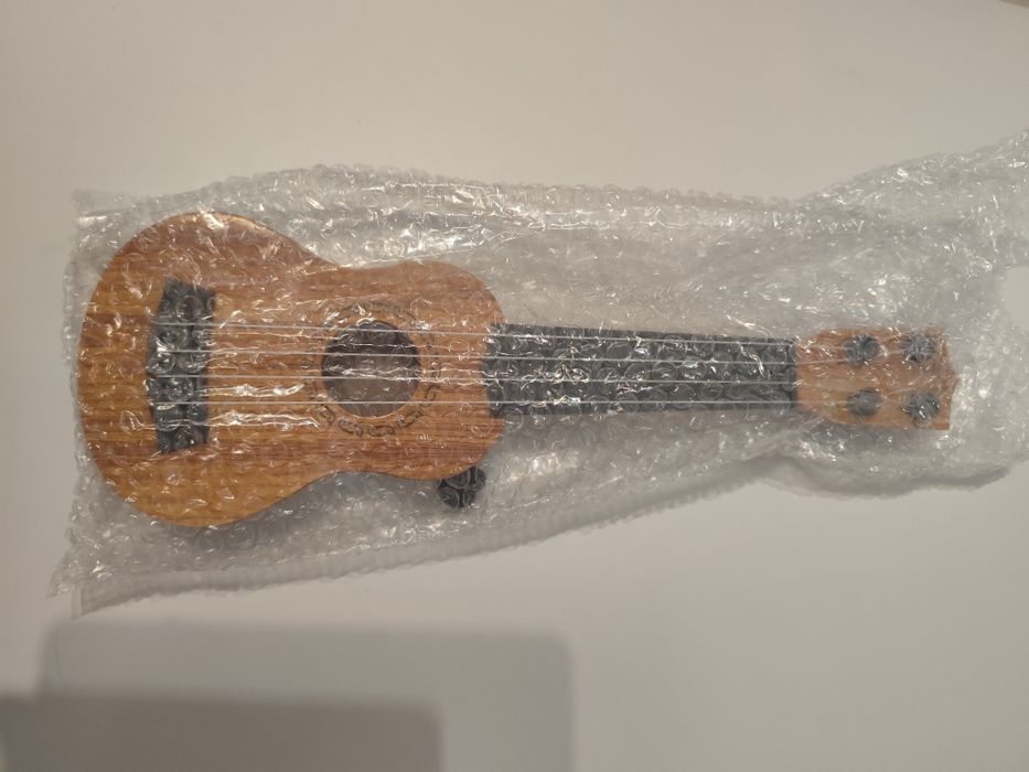 Ukulele 35cm ...