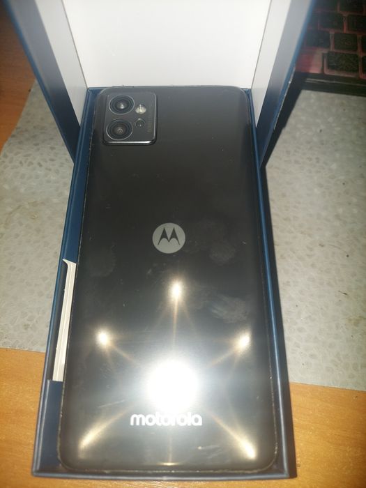 Samsung a30.Lenovo s820. Motorola g32